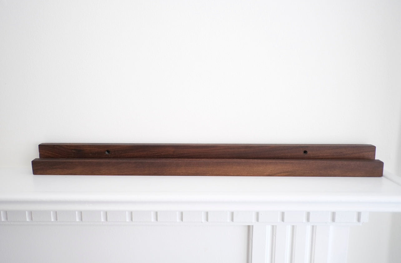 Hardwood Collectible Card Display Shelf – Wall-Mounted Organizer