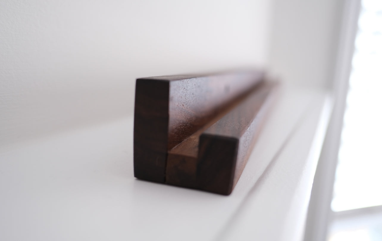 Hardwood Collectible Card Display Shelf – Wall-Mounted Organizer