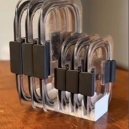 Rubbermaid Brilliance Tupperware Lid Organizer - Vertical Stacking